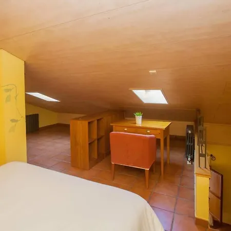 El Atico De La Muralla En El Centro De Apartamento